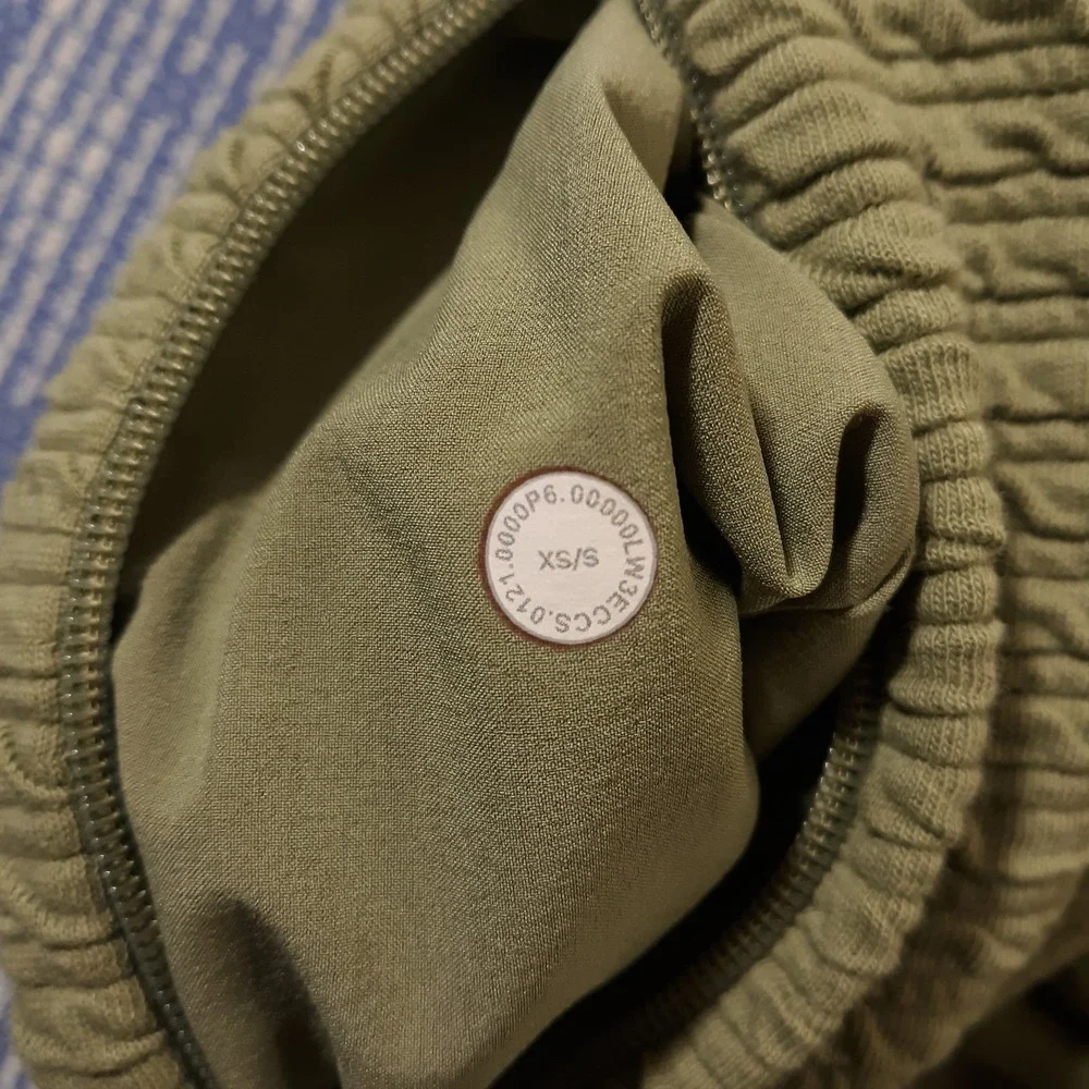 Lululemon Sweater Womens XS / S Green Pullover 1/4 Zip Oversized Relaxed Fit